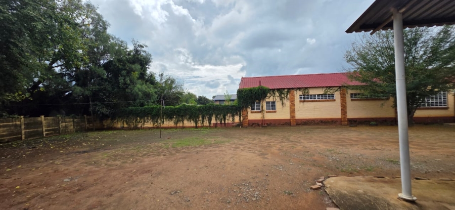 Commercial Property for Sale in Stilfontein North West